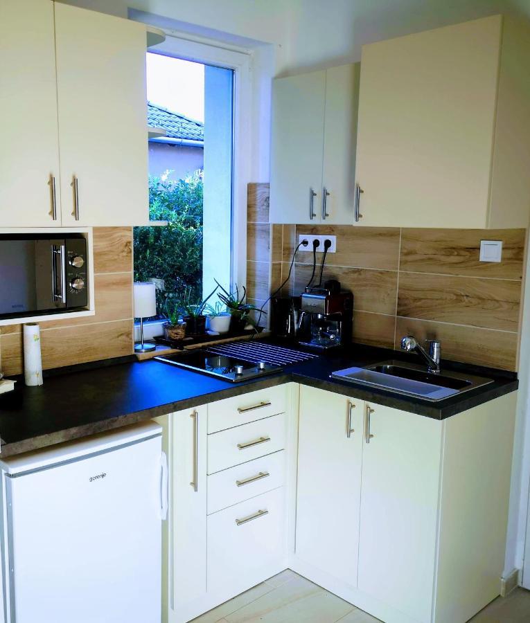 Árvalányhaj Home Apartman Herceghalom Esterno foto